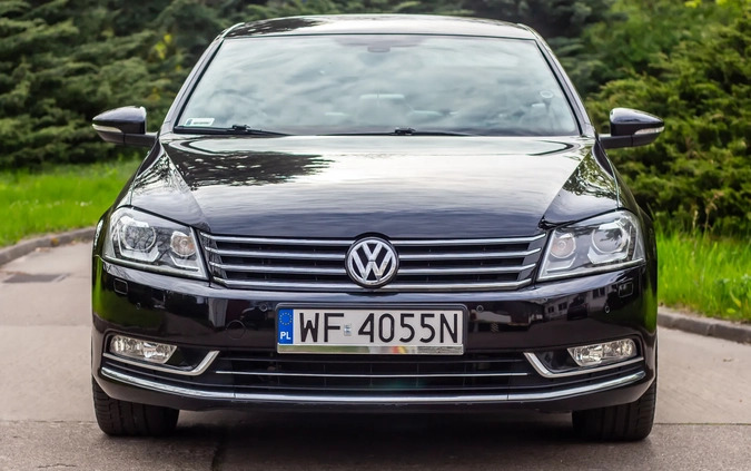 Volkswagen Passat cena 49900 przebieg: 196700, rok produkcji 2011 z Warszawa małe 596